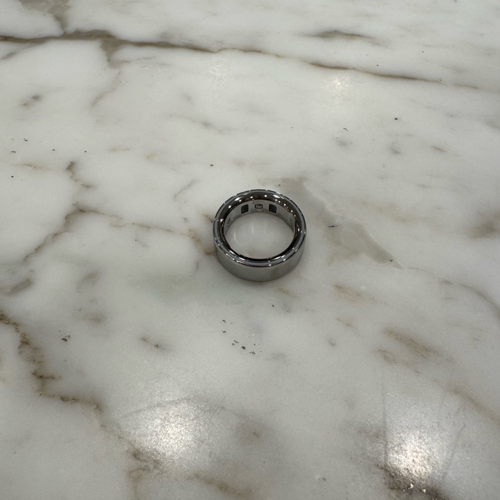 Oura Silver Smart Ring Gen 4